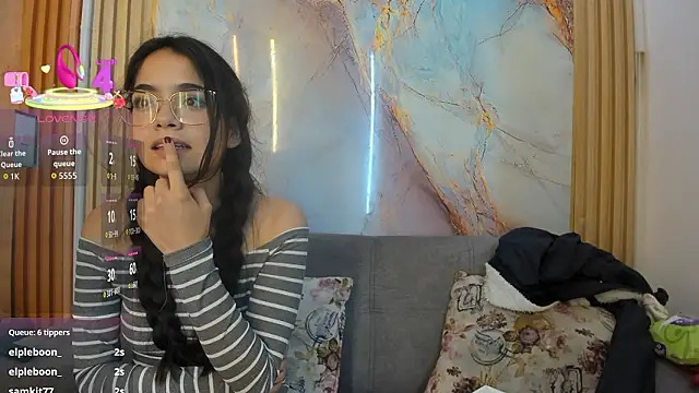 Carolina_pm élő XXX-chatje