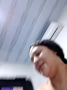 Chat XXX ao vivo de Liancy