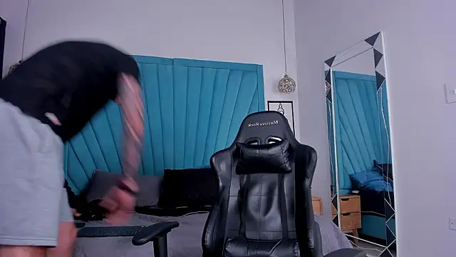 Chatroom XXX en direct de J_king__