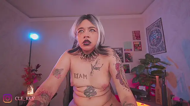 violette_clerk1_ 现场XXX聊天