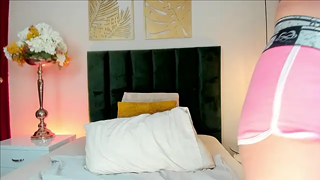 AnnaDenver's Live XXX Chat