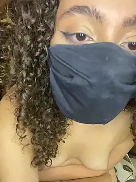 Ravennaaaaan Live XXX chat