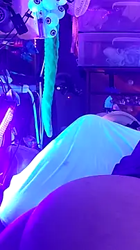 gurlnips' Live XXX Chat