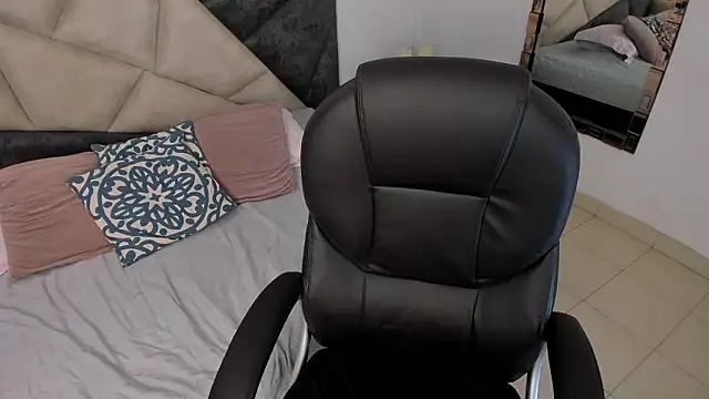 AvaScott_'s Live XXX Chat