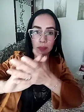 YaraDuartee's Live XXX Chat