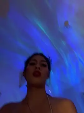 دردشة MadySmith الجنسية المباشرة