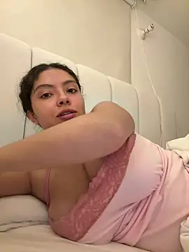 Nathcurly_ Show in webcam