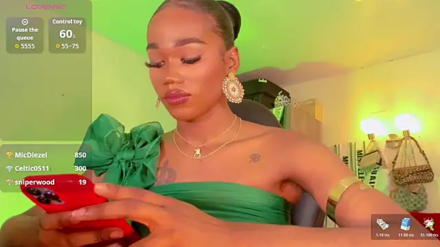 Chat XXX en directo de naomy__xx