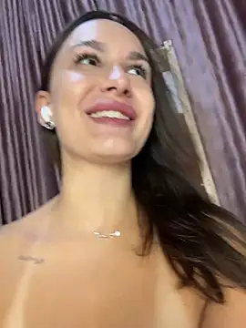 Show modela AllaTousNew na web-kameri