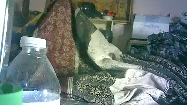 GUAPAN3S3_FIR3 – Live XXX-chat