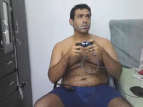 AlphaLatinoBear – Live XXX-chat