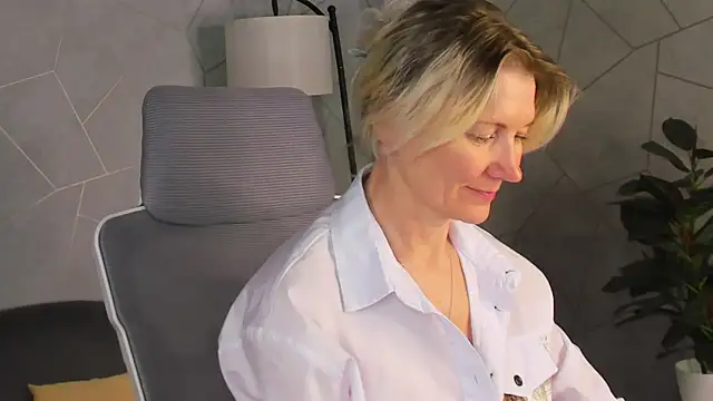 Show de Julie_Lucas na webcam