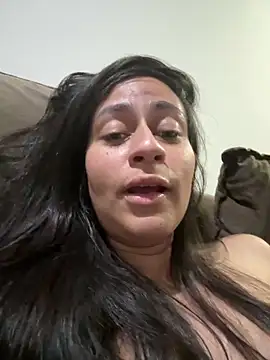 Geovana_blan's Webcam Show