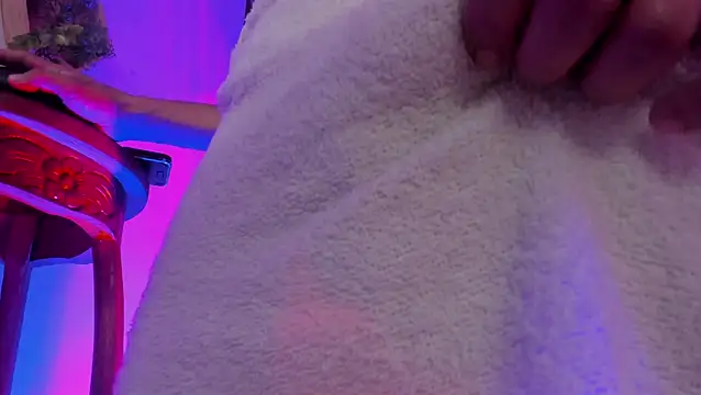 Вебкам-шоу Adrian_fire