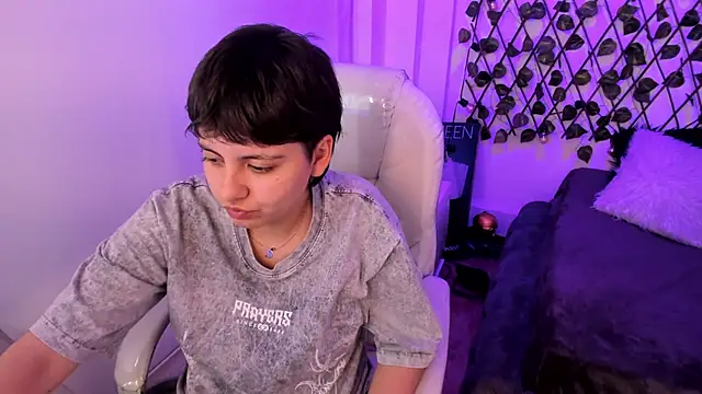 Nathaly_ds élő XXX-chatje