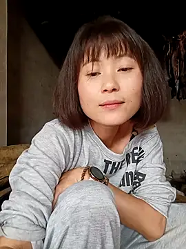 Pokazy przed kamerką – linda_bae00