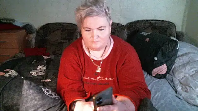 Lana555 লাইভ XXX চ্যাট