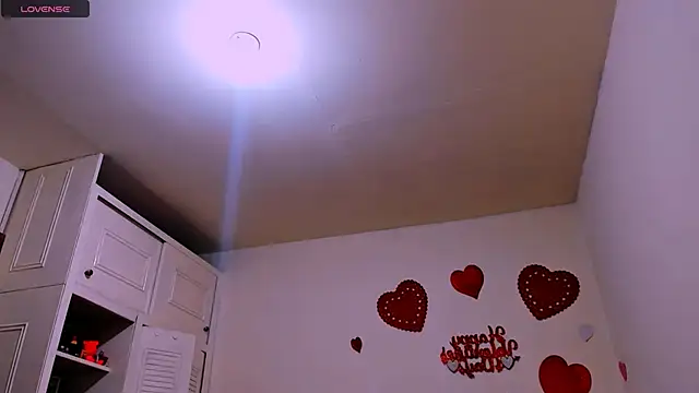 Rosie_Good_girl 即時 XXX 聊天