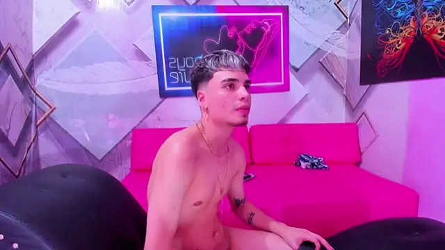 Chatroom XXX en direct de rhabena_boysex