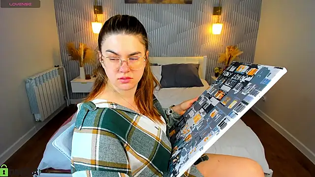 zoe_j0y Chat XXX in diretta