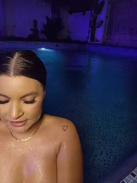 Pretty_Julieta – Naživo XXX chat