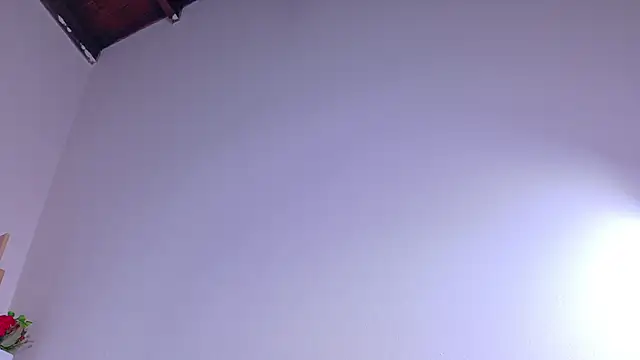 دردشة Noirvynn الجنسية المباشرة