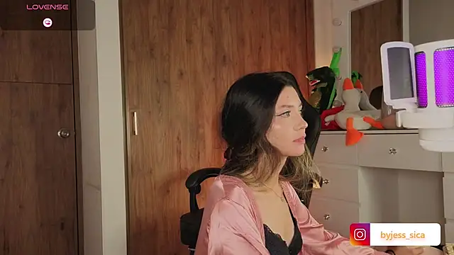 Онлайн чат XXX jessy__01