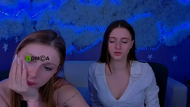 Show modela nekky_mouse na web-kameri