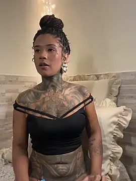 XXX chat uživo modela xbigpeach