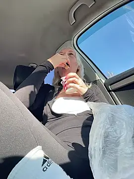 دردشة MerlinDave الجنسية المباشرة