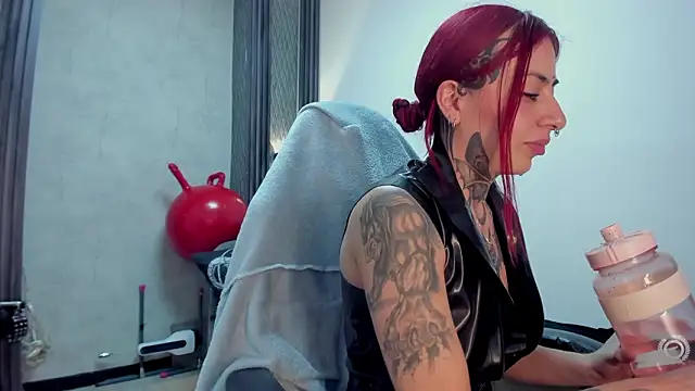 selene_red_ Adlı Modelin Canlı XXX Sohbeti