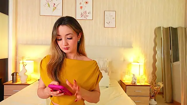 ZamphyraNightt: онлайн-секс-чат