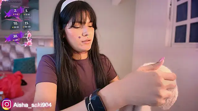 Онлайн чат XXX aisha_sakina