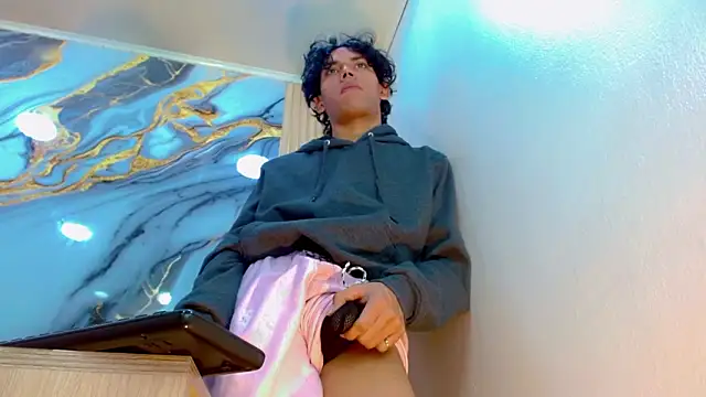 DaviidBuckx_: διαδικτυακό σόου στην κάμερα