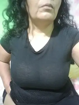 Amarantha25 Show in webcam