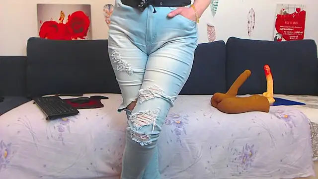 Playful_Goldie_WOW__ Webcam show