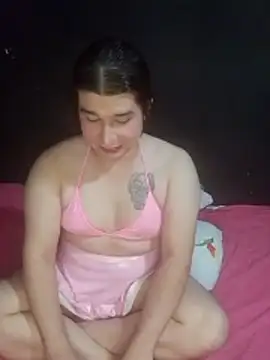 Chatroom XXX en direct de Kaissydoll