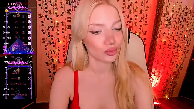 AnyaTaylor_ Live XXX-Chat