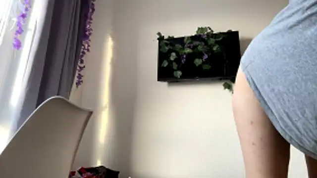 Živý XXX chat EunTurton