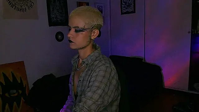 alex_one888 élő XXX-chatje