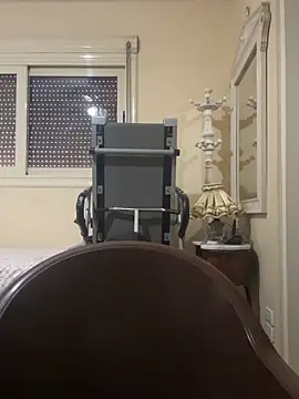 XXX chat uživo modela RoyalPharaoh