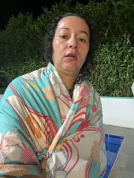 luisa_curli: онлайн-секс-чат