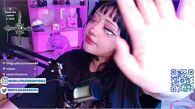 toky_dollのライブXXXチャット