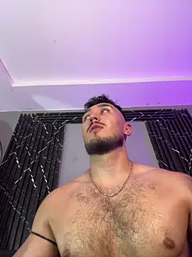 Zionmattis' Live XXX Chat