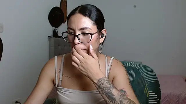 Sexy_Lia_: онлайн-секс-чат