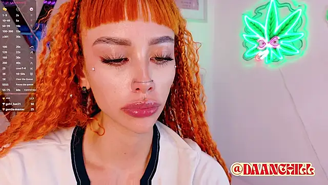 Czat XXX na żywo – ScarlettRusso1