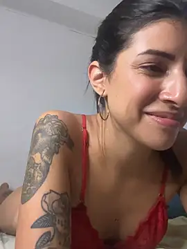 moronoiroficial Adlı Modelin Canlı XXX Sohbeti