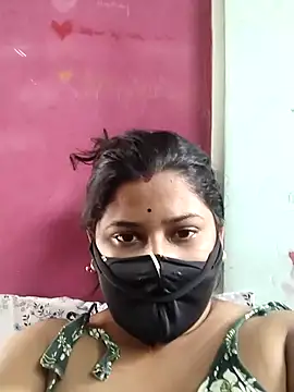 pinkisaha75 即時 XXX 聊天