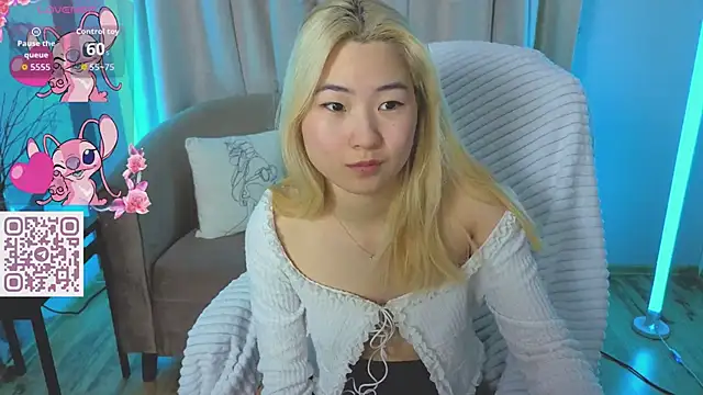 YunnaLuv's Live XXX Chat