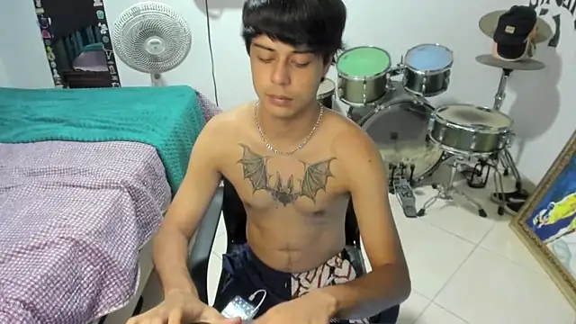 XXX chat uživo modela Zack_falcon